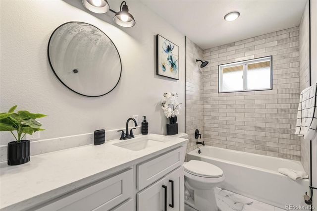 1000 Del Norte Street, Denver, CO 80221