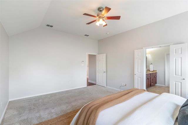 5009 Bay View Drive, Fort Worth, TX 76244