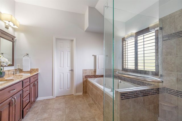 5009 Bay View Drive, Fort Worth, TX 76244