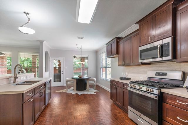 5009 Bay View Drive, Fort Worth, TX 76244