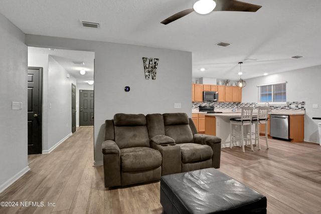 10482 COLLINS FLD Circle, Jacksonville, FL 32222