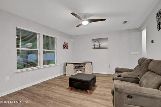 10482 COLLINS FLD Circle, Jacksonville, FL 32222