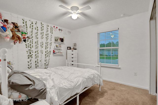 10482 COLLINS FLD Circle, Jacksonville, FL 32222