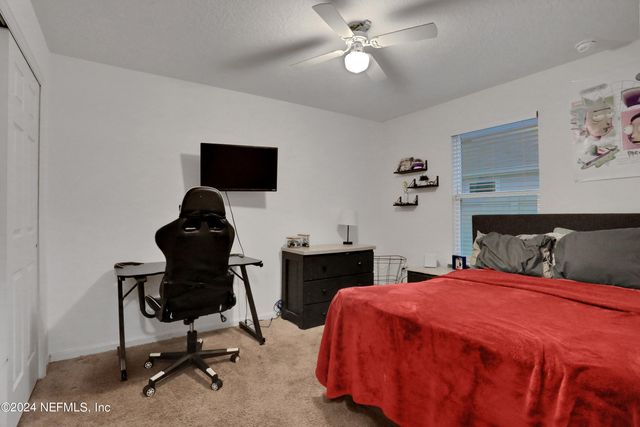 10482 COLLINS FLD Circle, Jacksonville, FL 32222