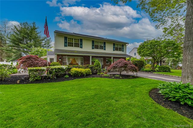 32 Dressler Road, Greenlawn, NY 11740