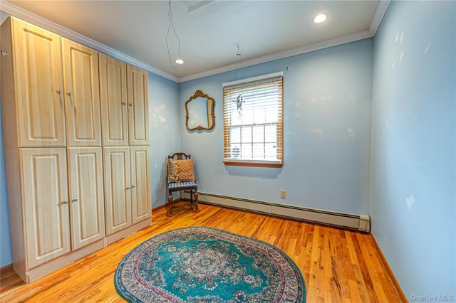 32 Dressler Road, Greenlawn, NY 11740