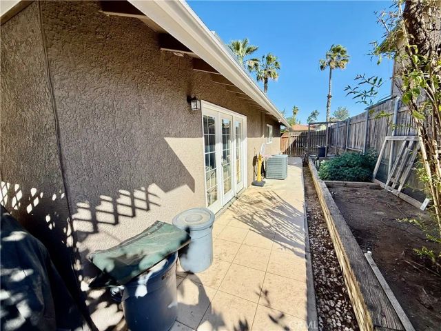 2172 Kellogg Avenue, Corona, CA 92879