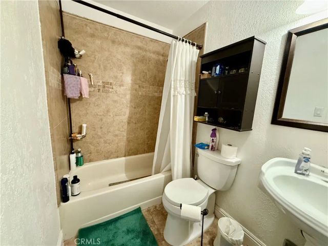 2172 Kellogg Avenue, Corona, CA 92879