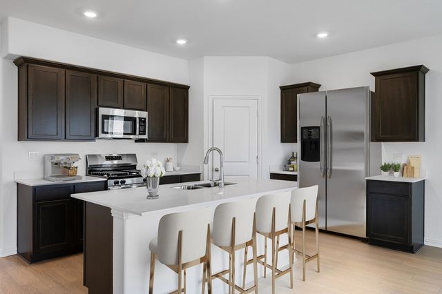 2326 Buffalo Bayou Way, Crandall, TX 75114