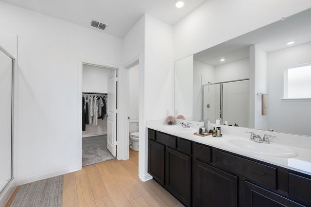 2326 Buffalo Bayou Way, Crandall, TX 75114