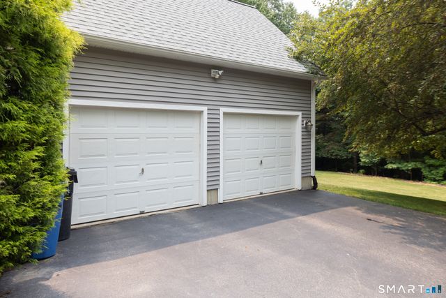 31 Hawks Landing, Hebron, CT 06231