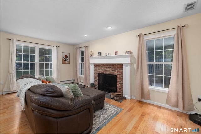 31 Hawks Landing, Hebron, CT 06231