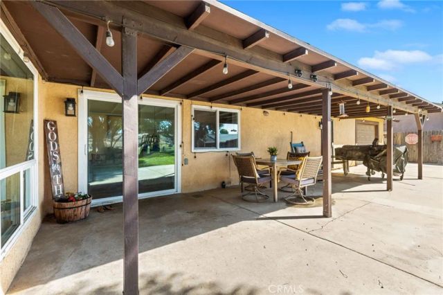 9447 Stirrup Street, Jurupa Valley, CA 92509