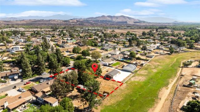 9447 Stirrup Street, Jurupa Valley, CA 92509