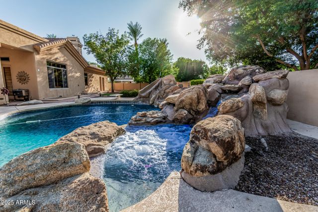 1758 E CARVER Road, Tempe, AZ 85284