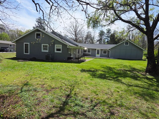 1503 Hollister Road, Signal Mountain, TN 37377