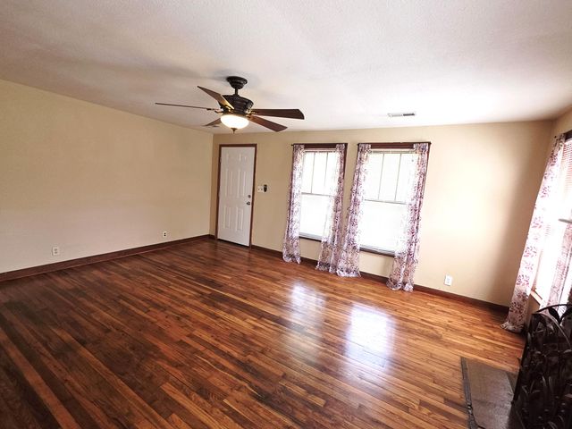 1503 Hollister Road, Signal Mountain, TN 37377