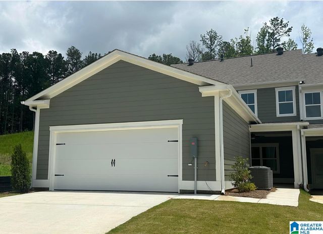 1014 UNALI TOWNES LOOP, Leeds, AL 35094