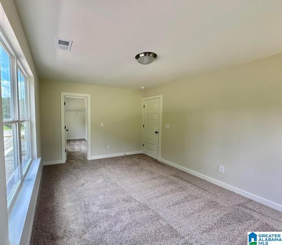 1014 UNALI TOWNES LOOP, Leeds, AL 35094