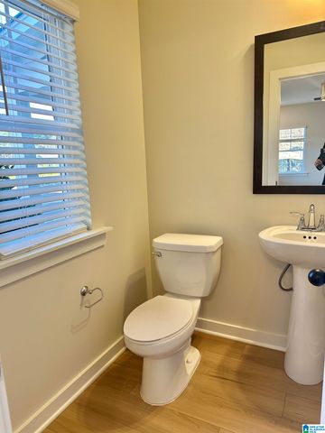 1014 UNALI TOWNES LOOP, Leeds, AL 35094