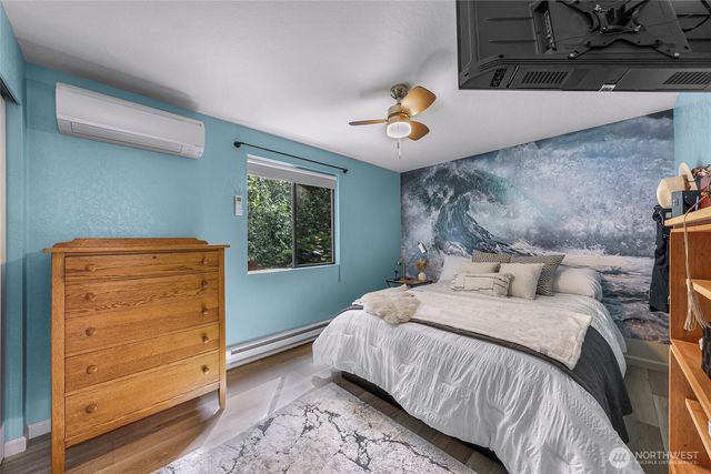 6465 Haven Way, Clinton, WA 98236