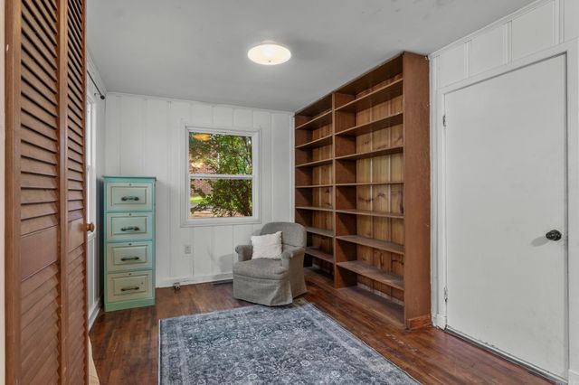 902 N Cedar Street, Searcy, AR 72143