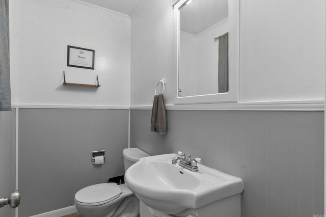 902 N Cedar Street, Searcy, AR 72143