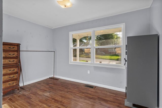 902 N Cedar Street, Searcy, AR 72143