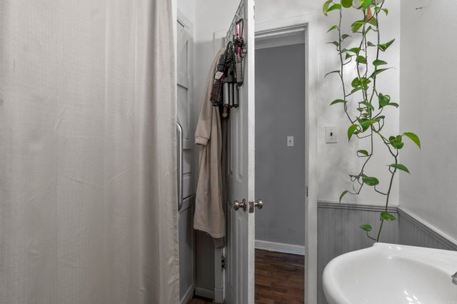 902 N Cedar Street, Searcy, AR 72143