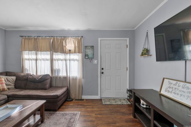 902 N Cedar Street, Searcy, AR 72143