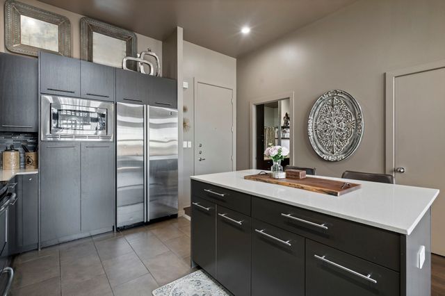 2323 N Houston Street 701, Dallas, TX 75219