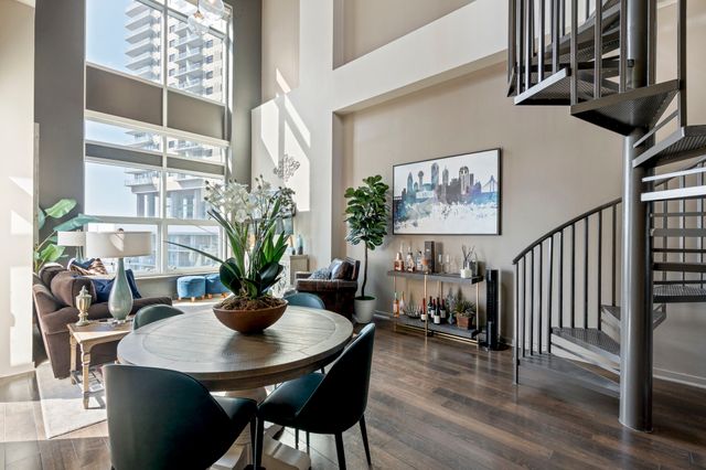 2323 N Houston Street 701, Dallas, TX 75219