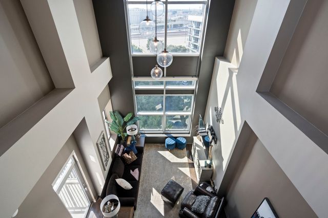 2323 N Houston Street 701, Dallas, TX 75219