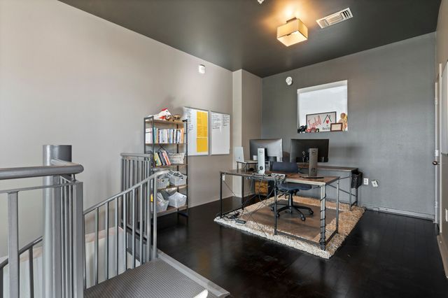 2323 N Houston Street 701, Dallas, TX 75219