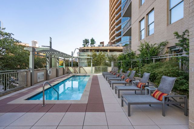 2323 N Houston Street 701, Dallas, TX 75219