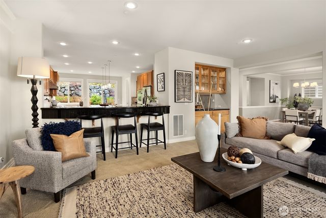 773 Summerhill Ridge Drive NW, Issaquah, WA 98027