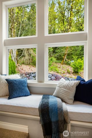773 Summerhill Ridge Drive NW, Issaquah, WA 98027