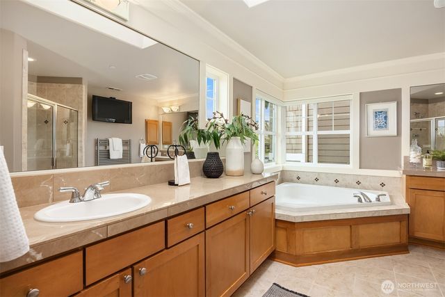 773 Summerhill Ridge Drive NW, Issaquah, WA 98027