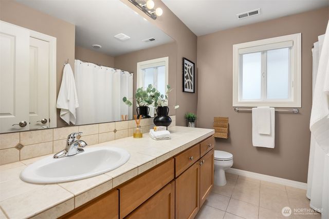 773 Summerhill Ridge Drive NW, Issaquah, WA 98027