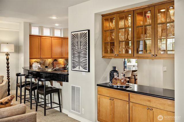 773 Summerhill Ridge Drive NW, Issaquah, WA 98027