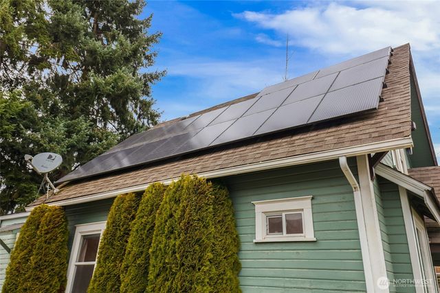 6420 S J Street, Tacoma, WA 98408