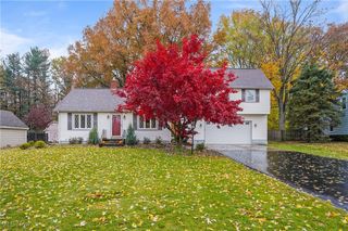 36 Hilltop Boulevard, Canfield, OH 44406