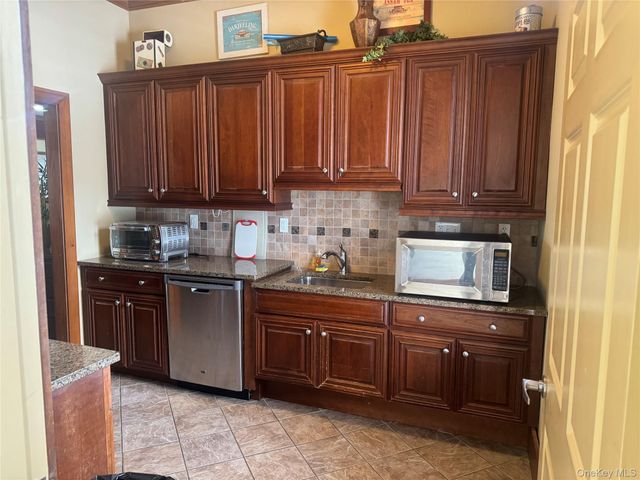 21 High Ridge Lane 21, Middletown, NY 10940
