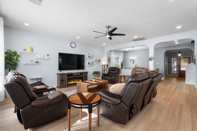 1300 Walnut CV, Cedar Park, TX 78613
