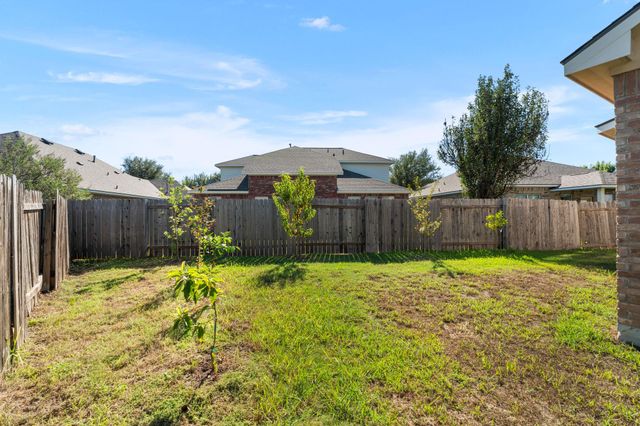 1300 Walnut CV, Cedar Park, TX 78613