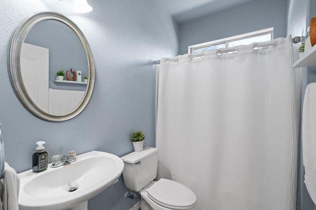1300 Walnut CV, Cedar Park, TX 78613