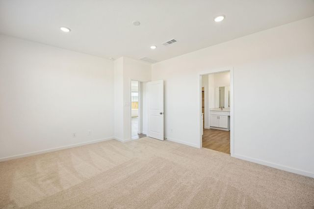 656 Amber Falls Drive, Montgomery, TX 77356