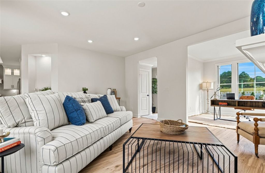 4048 Lakeside Club Drive, College Station, TX 77845 — photo 2