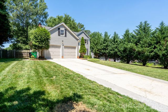 11220 Shandon Way Lane, Charlotte, NC 28262