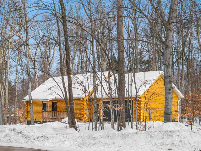 2558 E Sugar Maple, Cedar, MI 49621